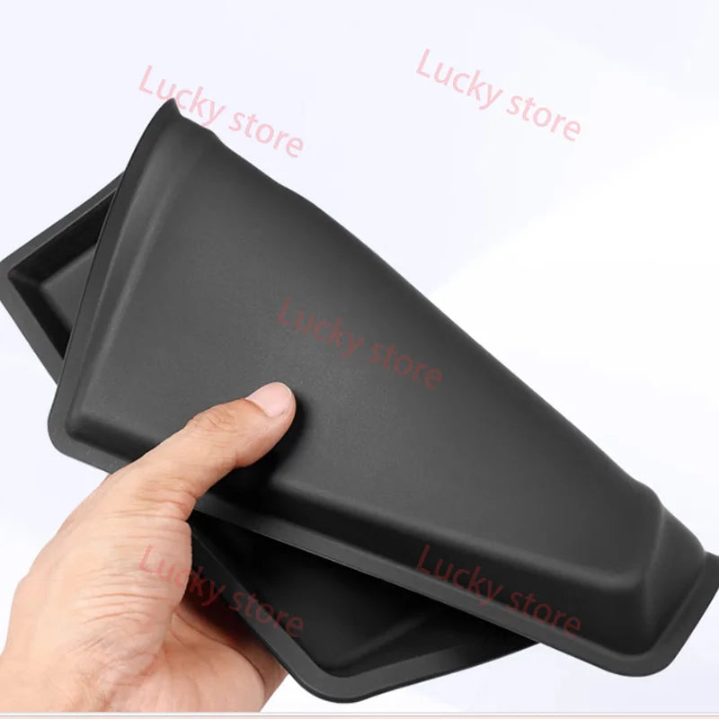 For 2024-2025 BYD Song L DM-i Car Center Console Wireless Charging Silicone Mat Anti-Slip Dust-Proof Pad Interior Accessories
